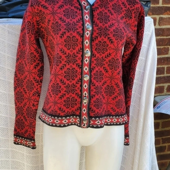 L.L Bean Alpine Cardigan  S - Picture 3 of 9